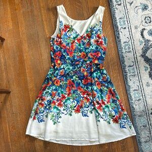 Pink Owl floral cocktail dress sleeveless with v neck